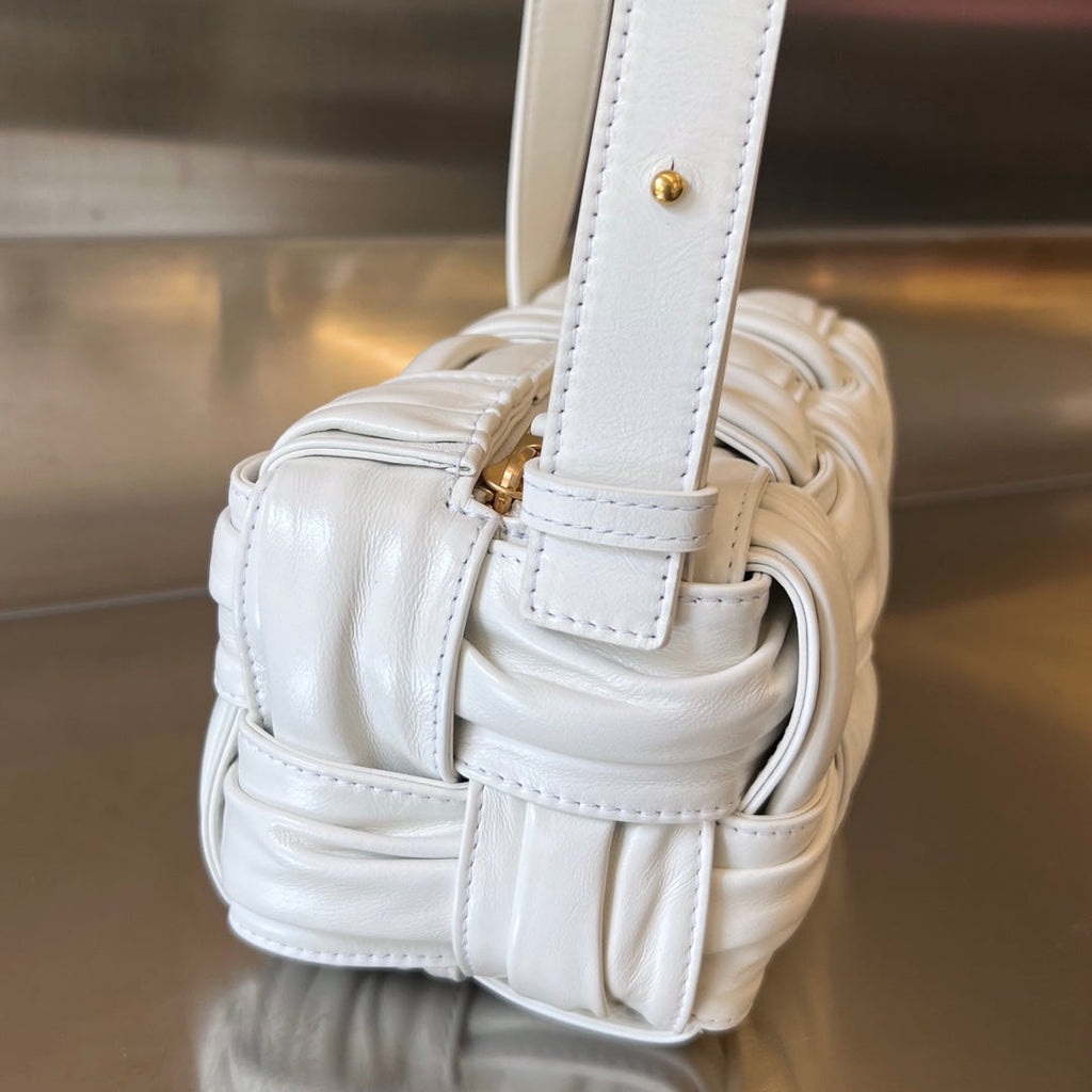 KLEINE ZIEGELKASSETTE 23 ZOLL WEISSES WEICHES LAMMLEDER