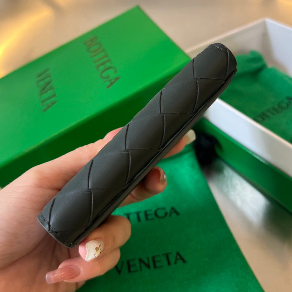 INTRECCIATO BUSINESS 11 SCHWARZES KALBSLEDER-KARTENHÜLLE