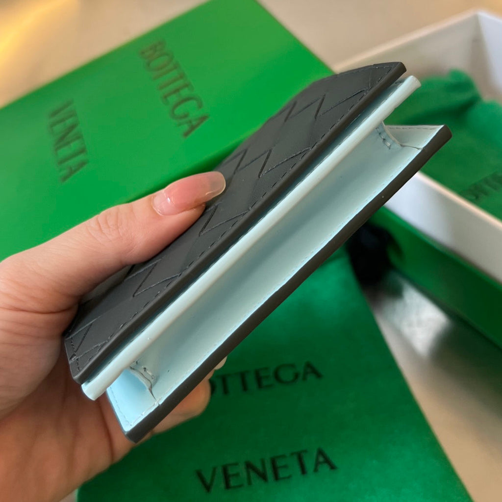 INTRECCIATO BUSINESS 11 SCHWARZES KALBSLEDER-KARTENHÜLLE