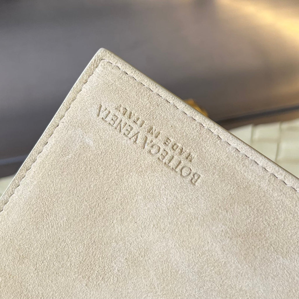 MINI SOLSTICE 30 DUNKELCREME LAMMHAUT