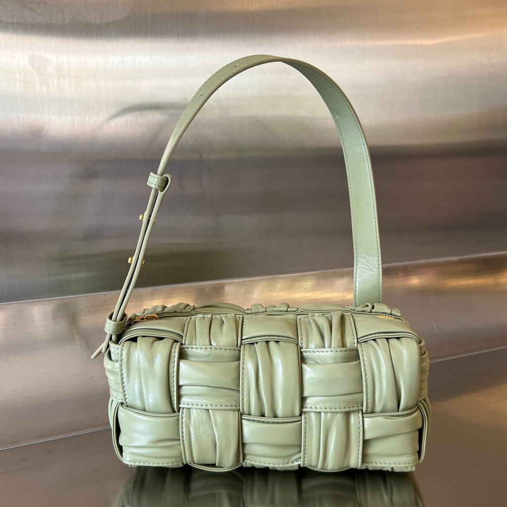 Kleine Brick-Kassette, 23 Zoll, Sumpfgrün, weiches Lammfell