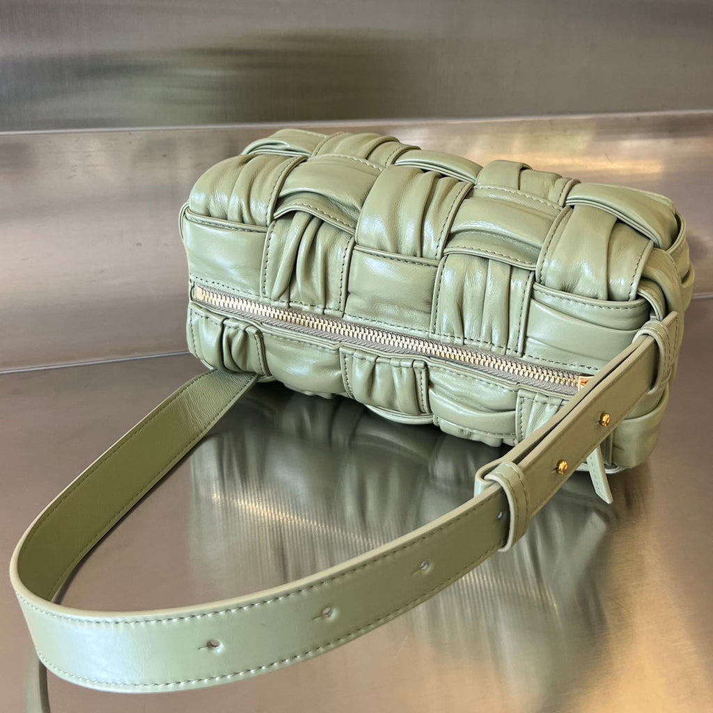 Kleine Brick-Kassette, 23 Zoll, Sumpfgrün, weiches Lammfell