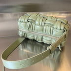 Kleine Brick-Kassette, 23 Zoll, Sumpfgrün, weiches Lammfell