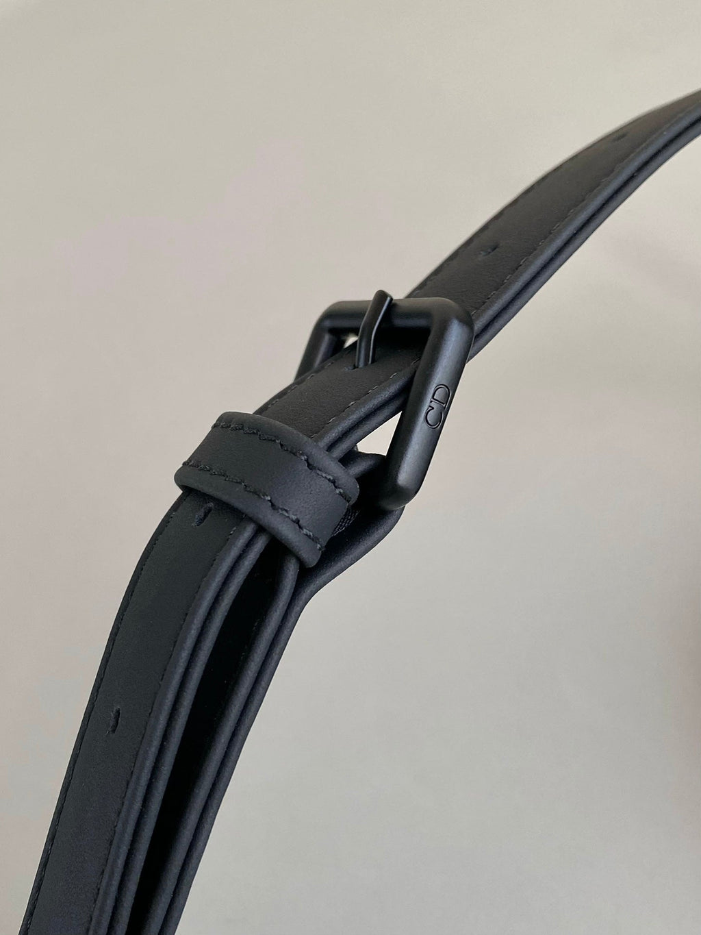 D-JOY TASCHE 22 IN SCHWARZEM LAMMLEDER