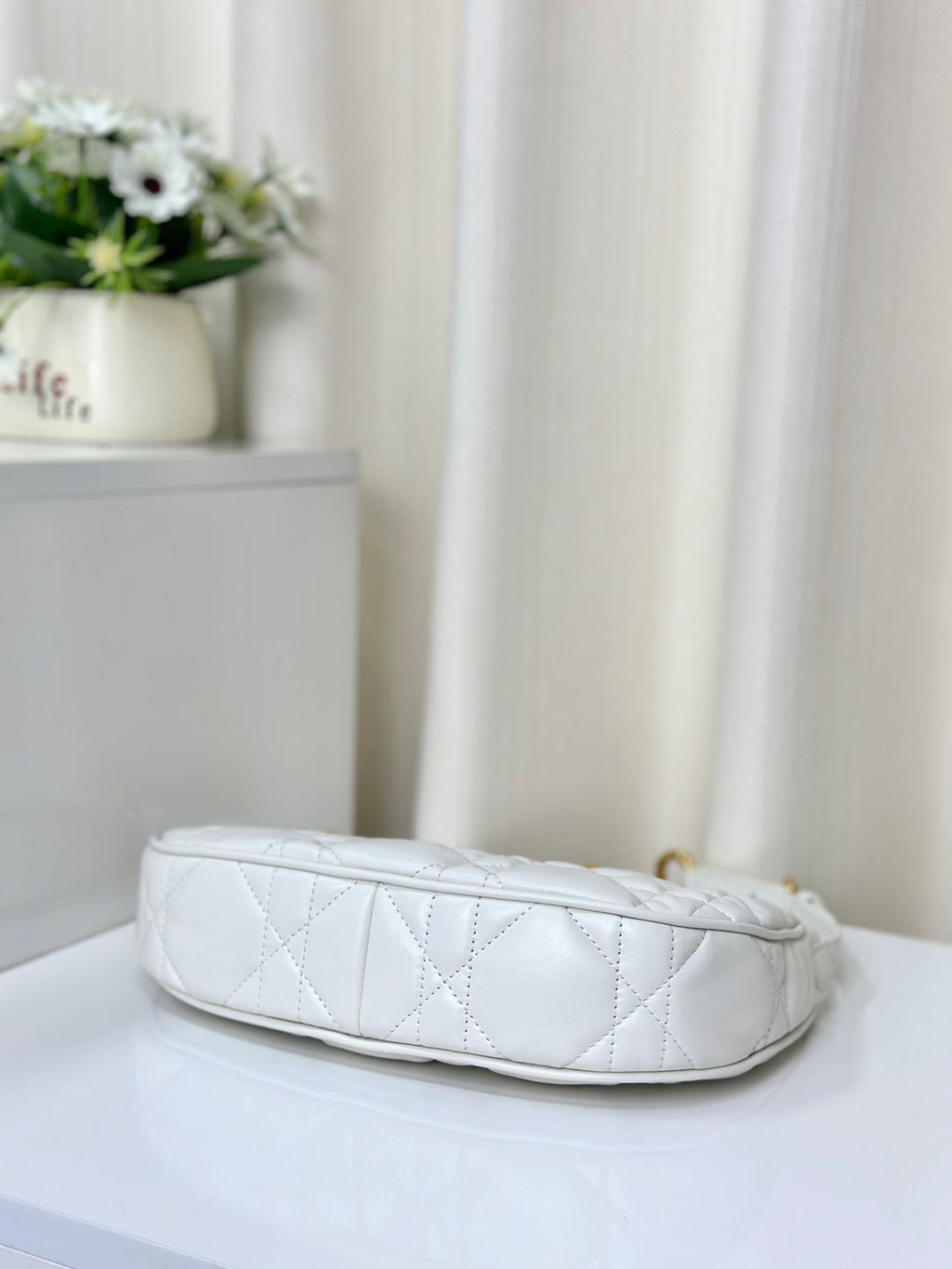 CD Lounge 26 Tasche aus weißem Lammleder