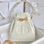 MEDIUM C'EST 24 IN WEISSEM CD-GEPRÄGTEM KALBSLEDER