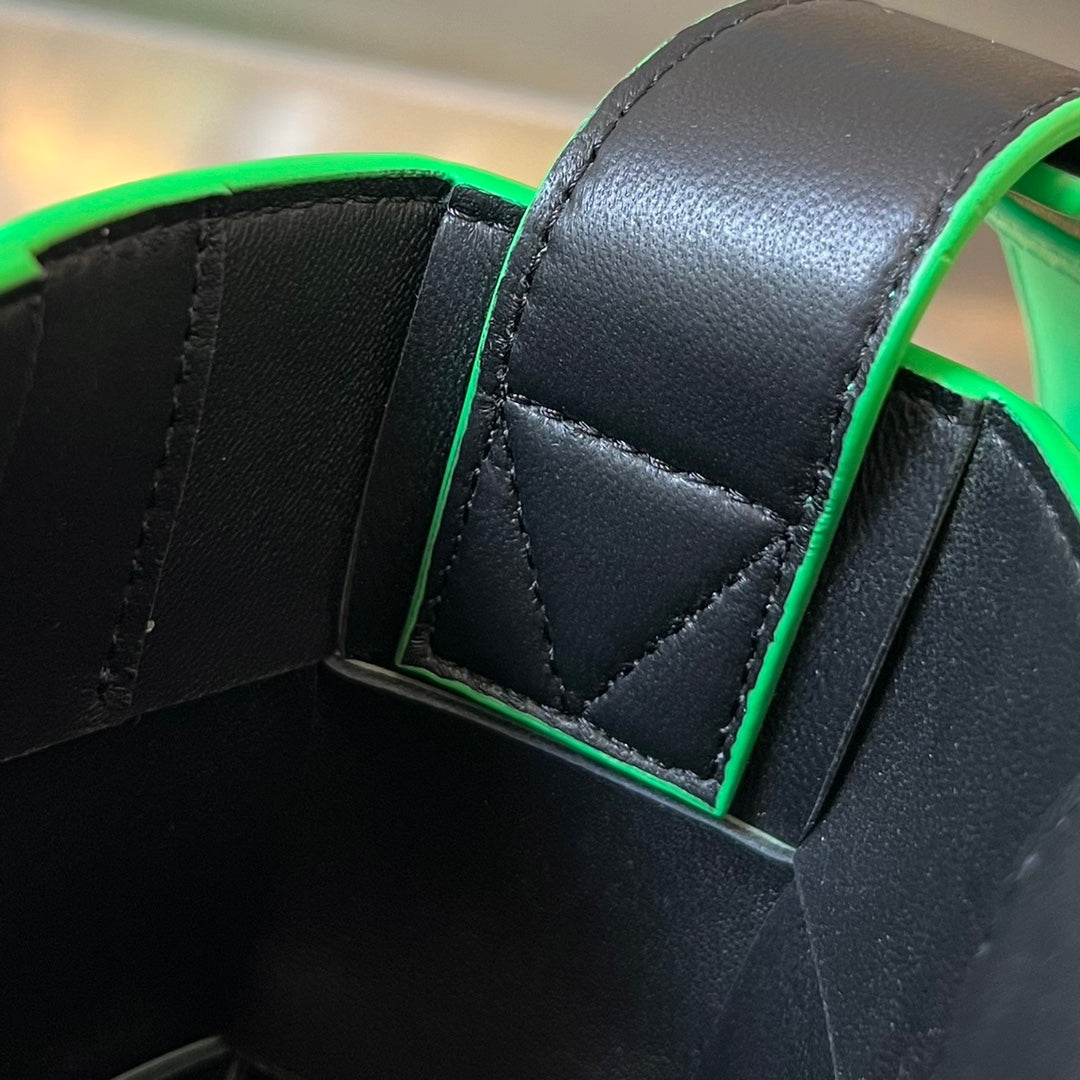 Handytasche 18 Zoll Wellensittich Lammfell