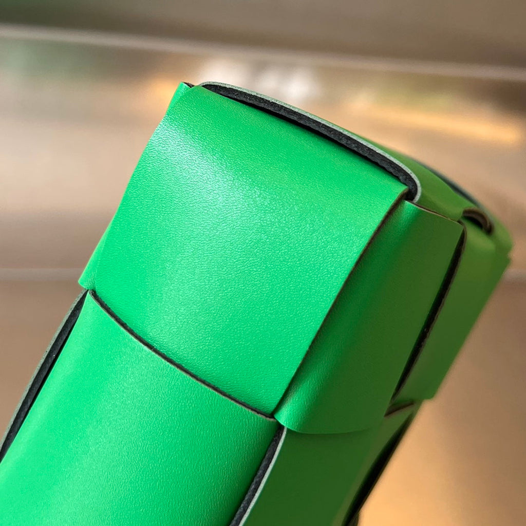 Handytasche 18 Zoll Wellensittich Lammfell