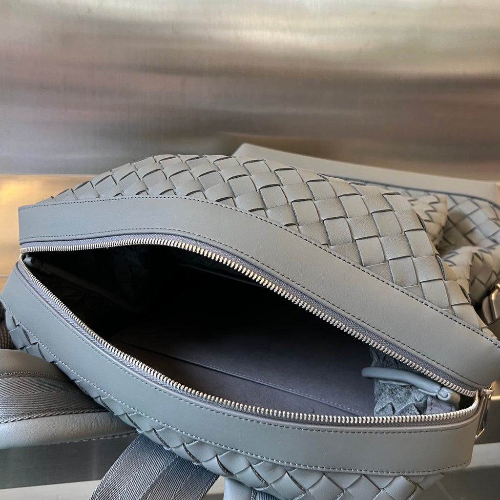 RUCKSACK 42 IN GRAUEM KALBSLEDER