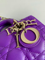 MINI D-JOY TASCHE 17 IN VIOLETT-LILA LAMMLEDER