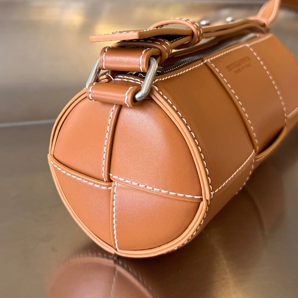 KLEINE ZYLINDERKASSETTE 21 ZOLL ROHES SIENNA-KALBSTLEDER