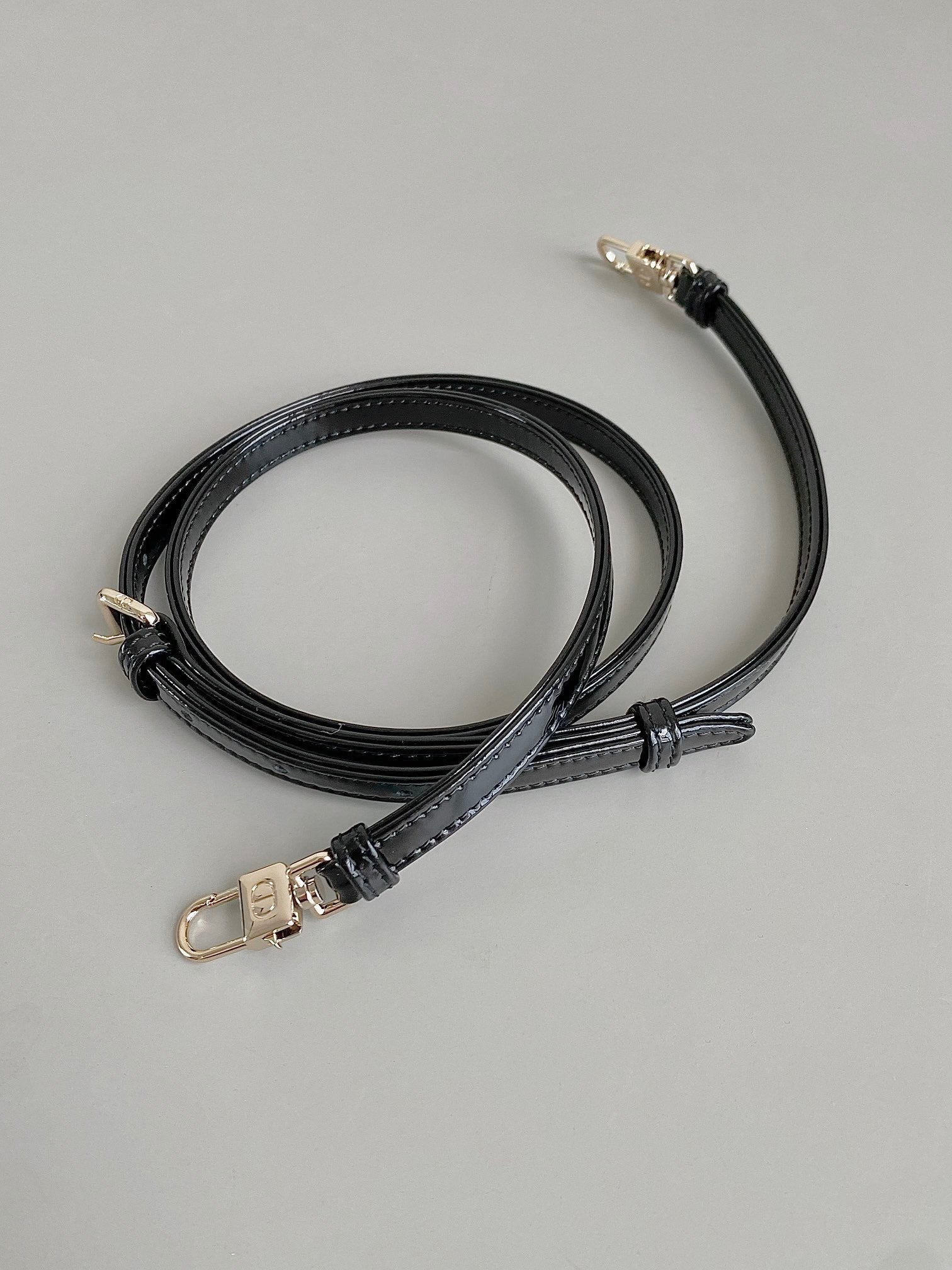 MINI D-JOY TASCHE 17 IN SCHWARZEM LAMMLEDER