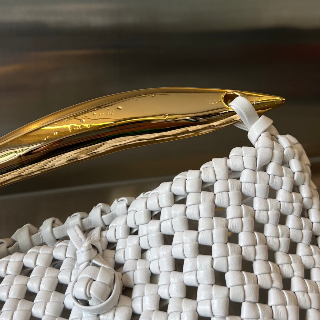 Sardinen, 29 Stück, in weißem Lammfell