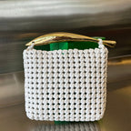 Sardinen, 29 Stück, in weißem Lammfell