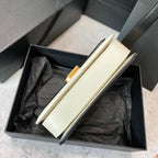 SOLFERINO KLEINE SATCHEL 19 IN SCHWARZ-WEISSEM KALBSLEDER GOLDENES LOGO