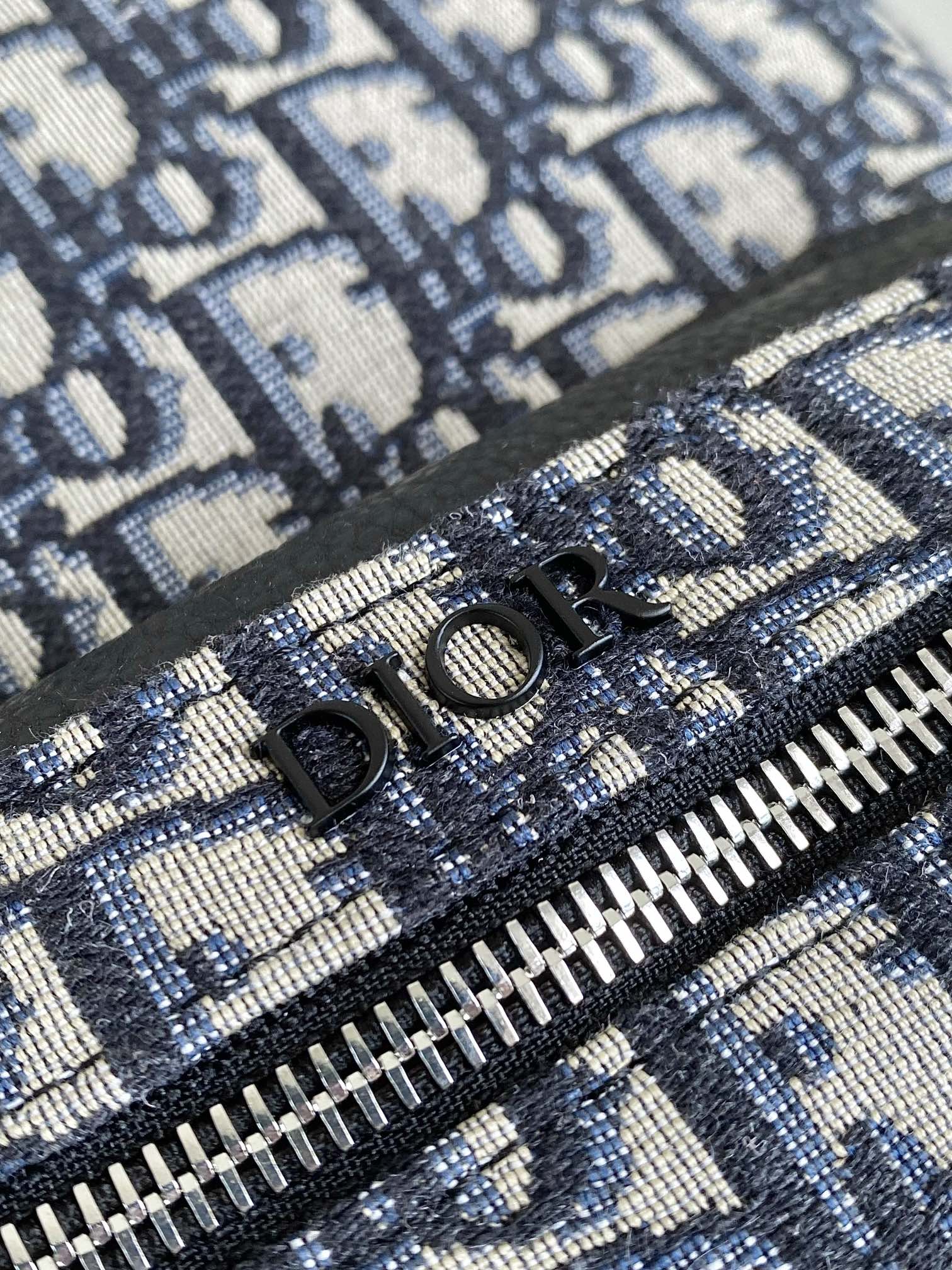 GROSSER RUCKSACK 42 BLAU SCHRÄGJACQUARD