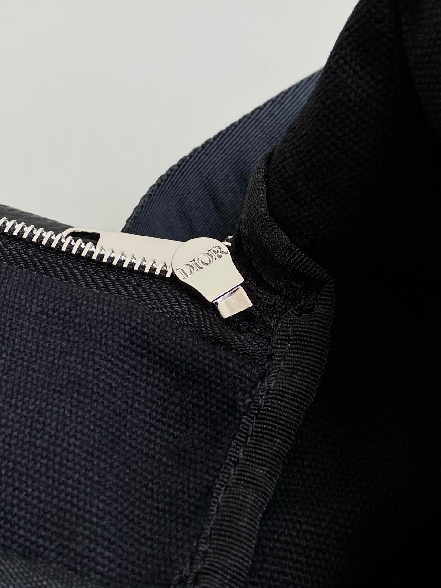 GROSSER RUCKSACK 42 BLAU SCHRÄGJACQUARD