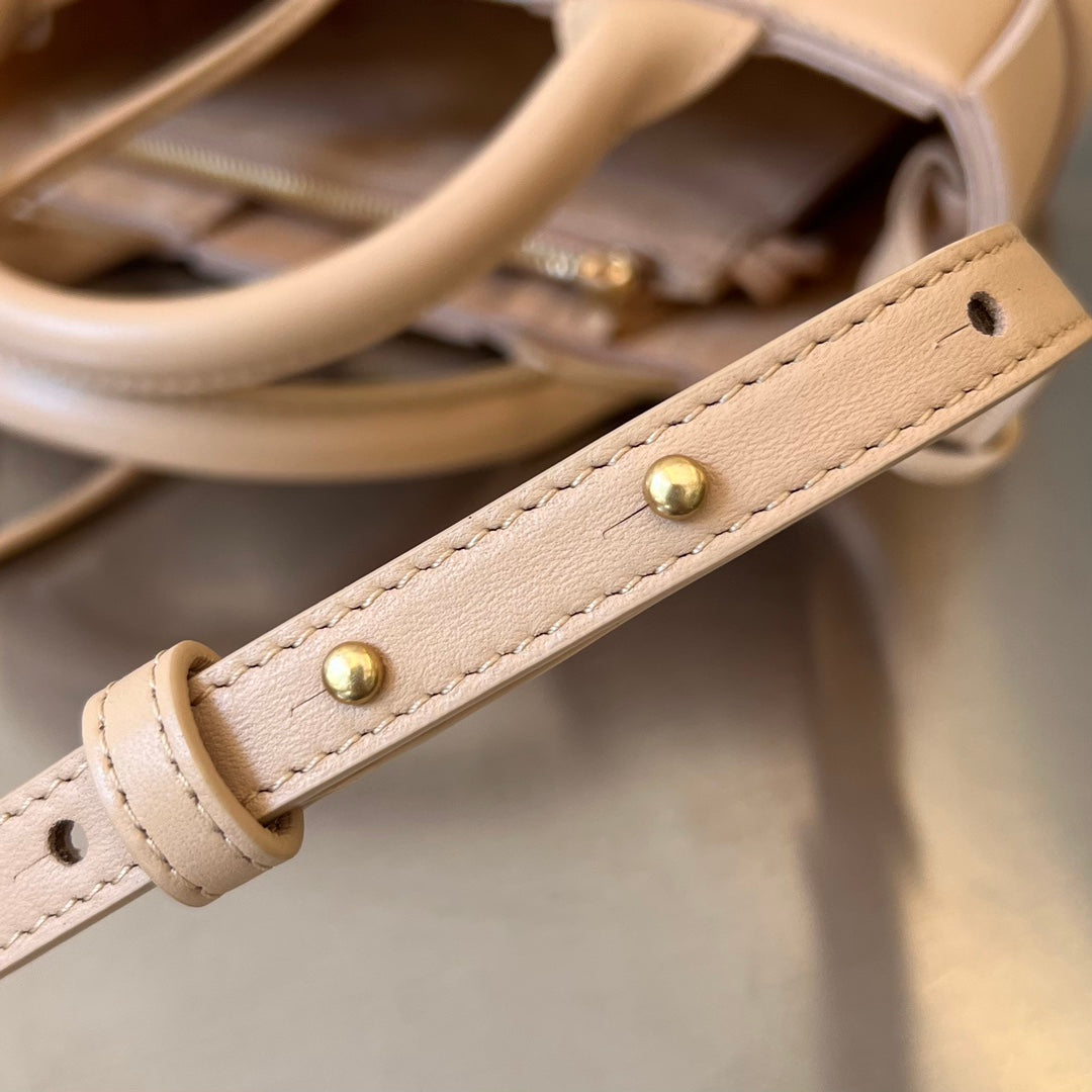 CANDY ARCO TOTE 20 IN TAN BROWN CALFSELD