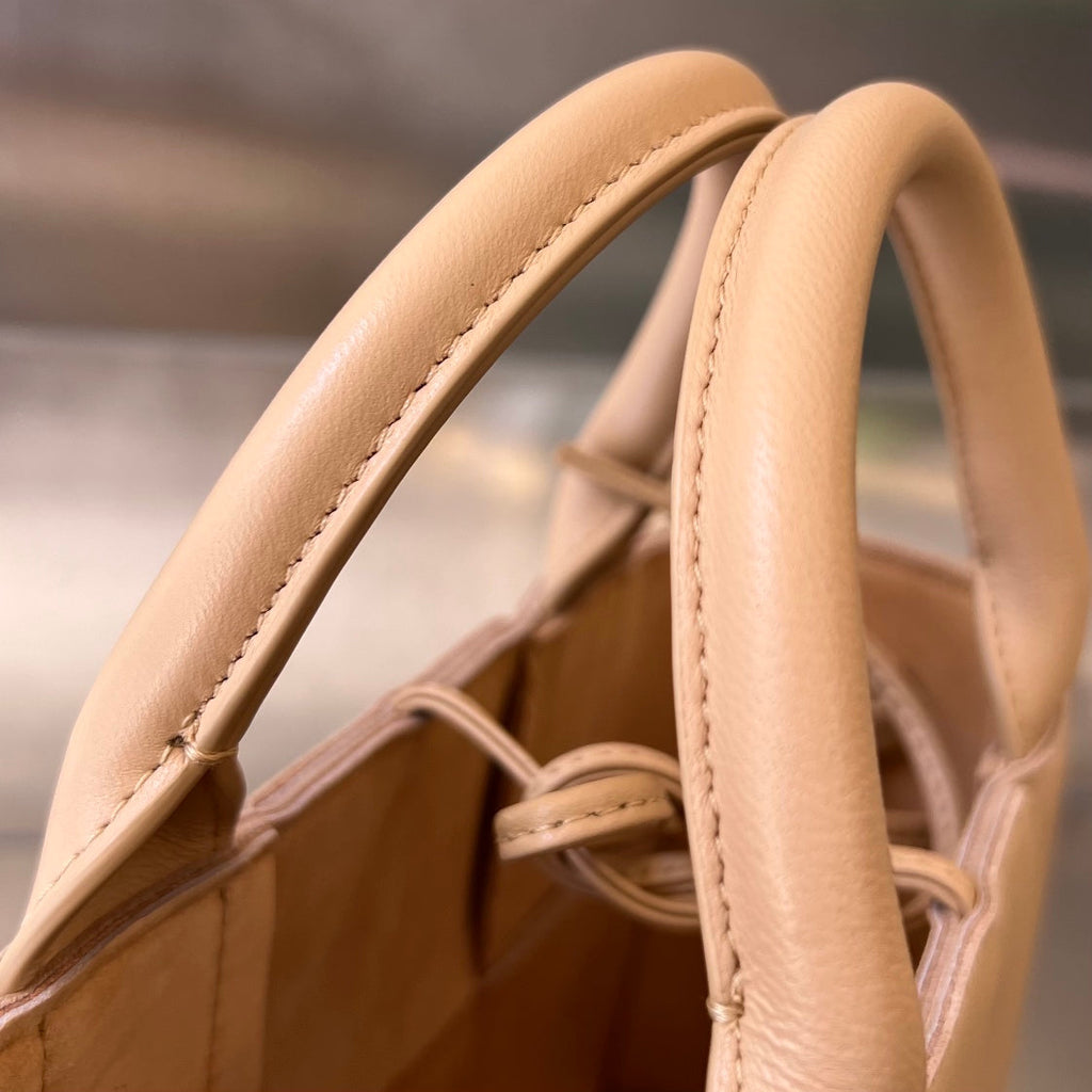 CANDY ARCO TOTE 20 IN TAN BROWN CALFSELD