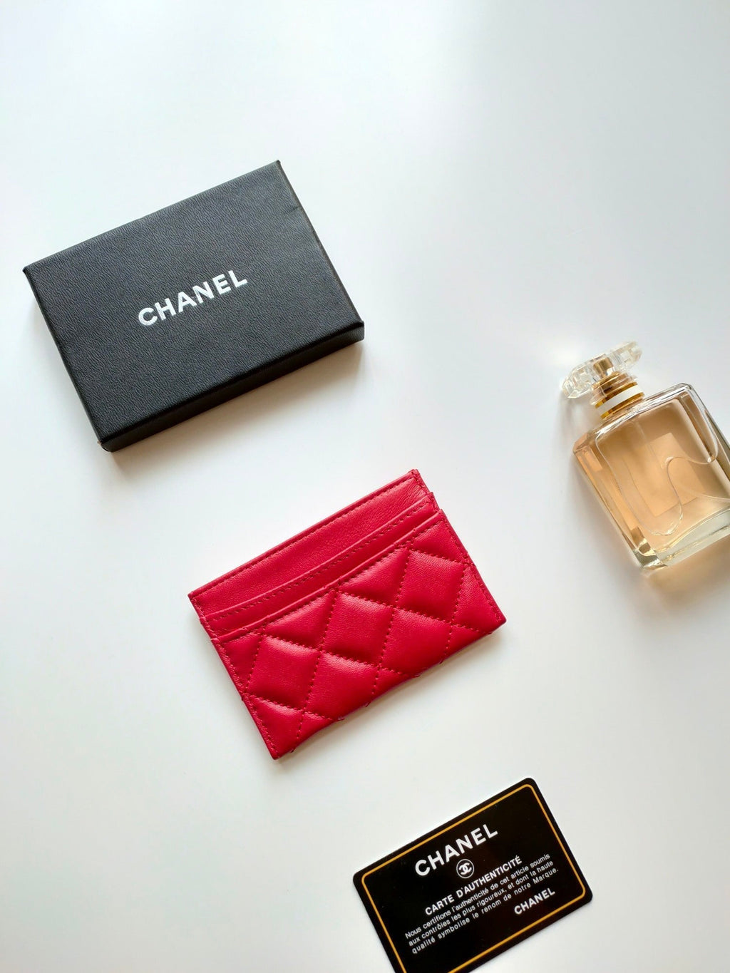 Kreditkartenetui 11,2 cm, rotes Kalbsleder, Gold-Icon