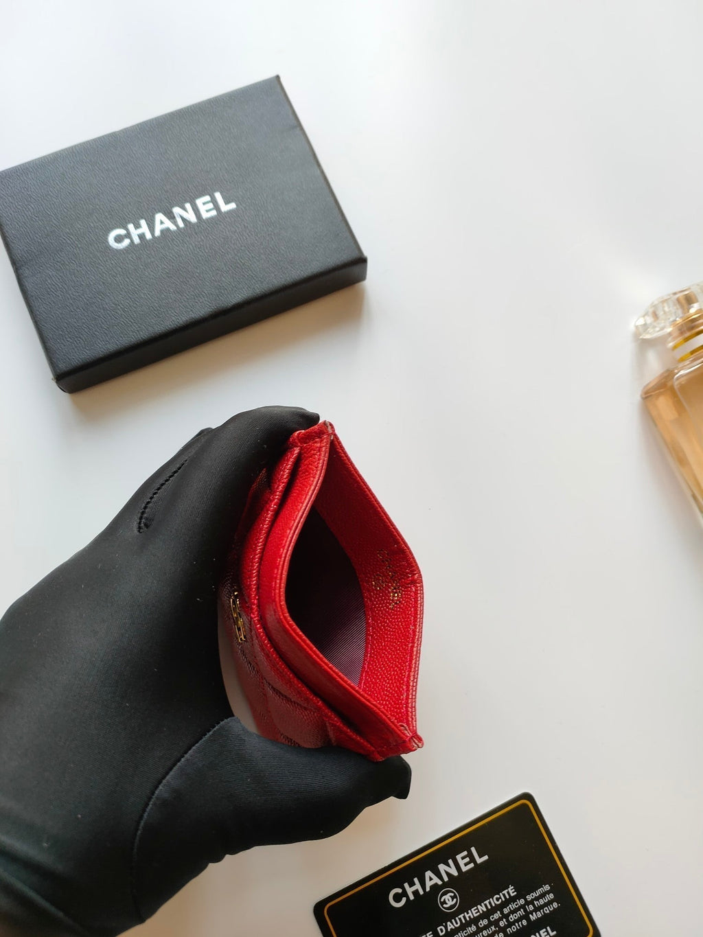 Kreditkartenetui 11,2 cm, rotes genarbtes Kalbsleder, Gold Icon