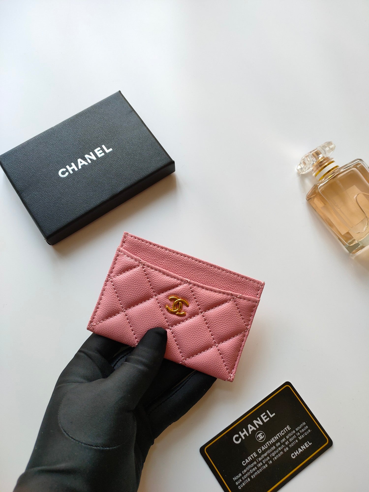 Kreditkartenetui 11,2 cm, rosa genarbtes Kalbsleder, Gold Icon