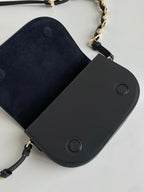 SIGNATURE HOBO 21 TASCHE AUS SCHWARZEM KALBSLEDER