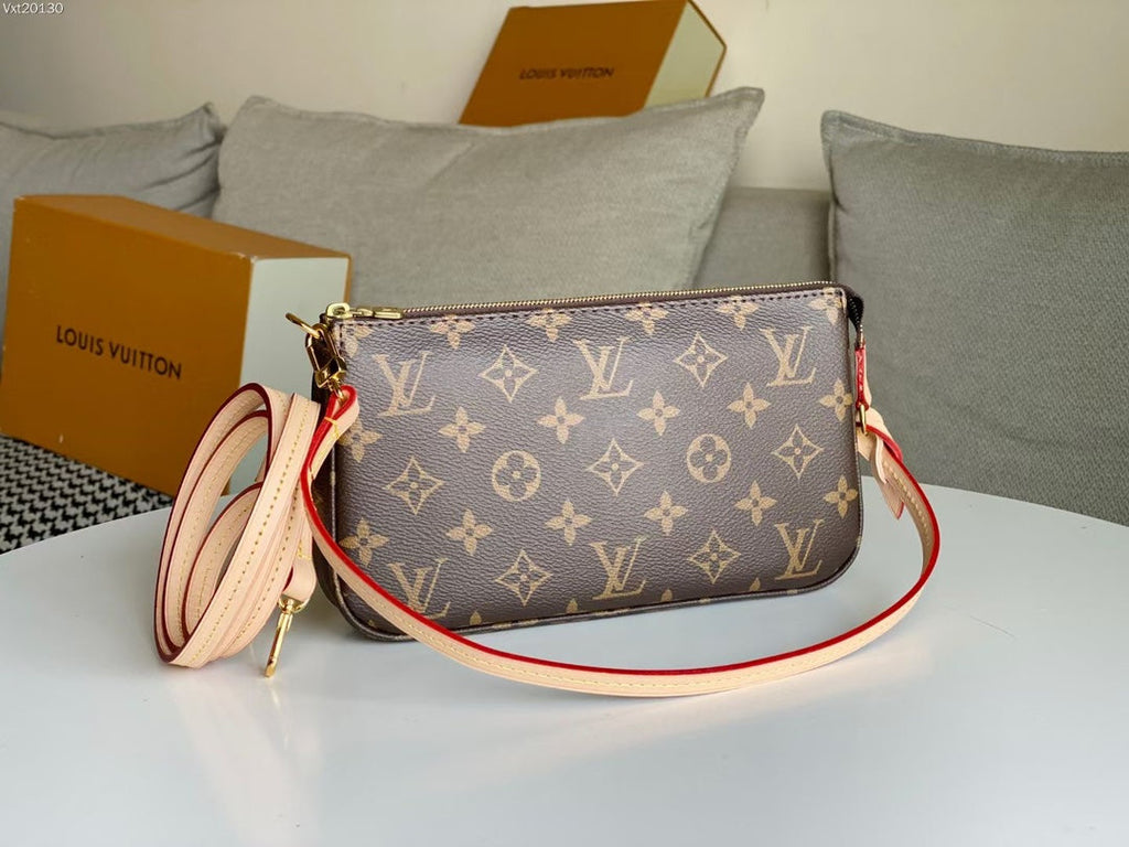 LV 25S Pochette Accessoires 21 in braunem Monogramm-Canvas mit goldenen Beschlägen