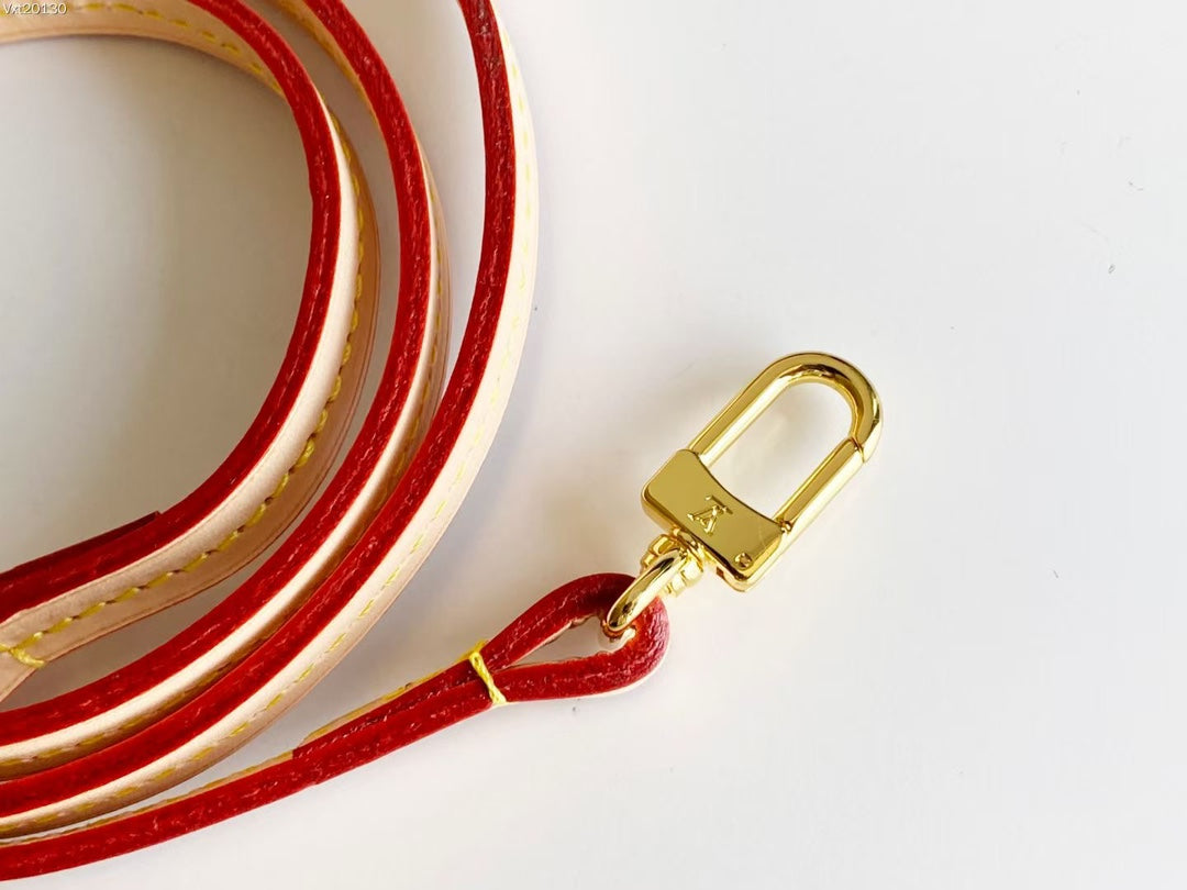 LV 25S Pochette Accessoires 21 in braunem Monogramm-Canvas mit goldenen Beschlägen