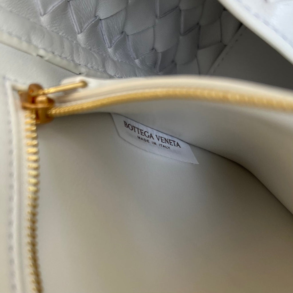 KLEINE ANDIAMO 29 IN WEISSEM LAMMLEDER