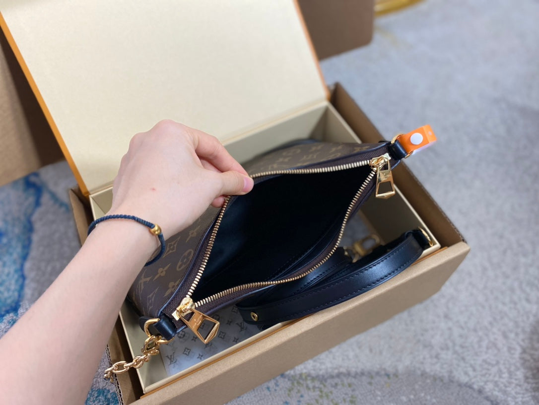 BOULOGNE 29 IN BRAUNEM MONOGRAMM-LEINWAND GOLDENE BESCHLÄGE