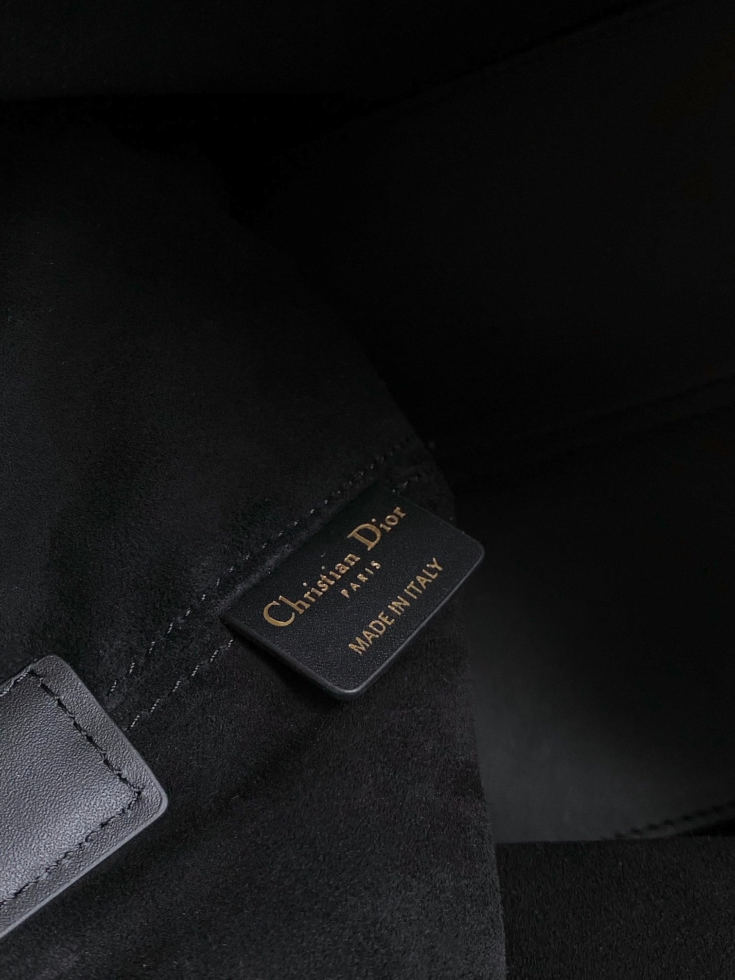 TOUJOURS 28 TASCHE AUS SCHWARZEM LAMMFELL