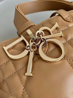 TOUJOURS 28 TASCHE AUS KAMELBIGEM LAMMFELL