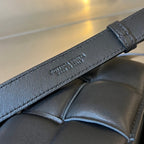 MINI-KASSETTE 18 ZOLL SCHWARZES LAMMLEDER