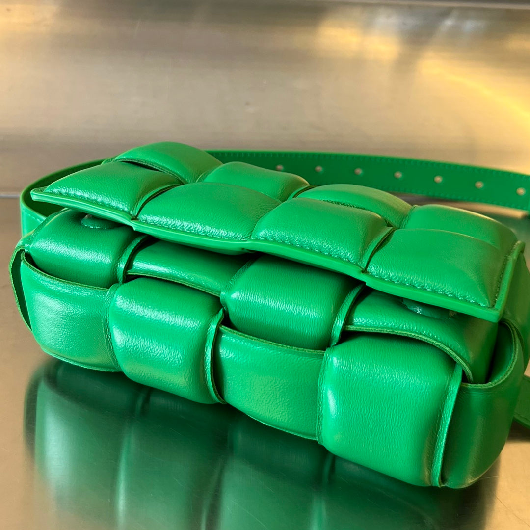 MINI-KASSETTE 18 ZOLL HELLGRÜNES LAMMLEDER