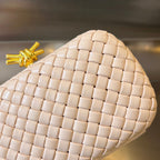 KNOT 20 IN SOLF ROSA LAMMFELL