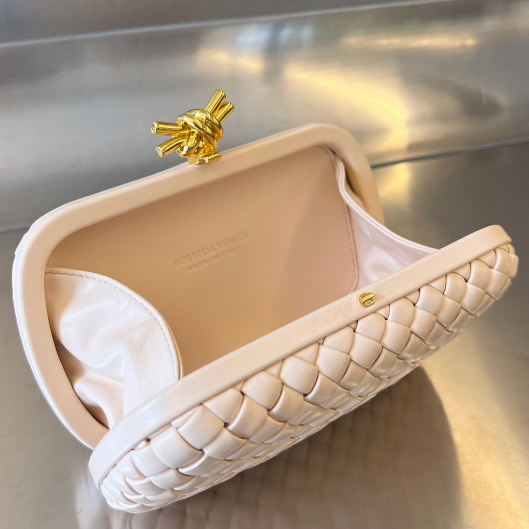 KNOT 20 IN SOLF ROSA LAMMFELL