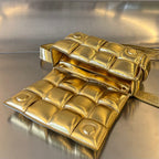 MINI-KASSETTE 18 IN GOLDENES LAMMLEDER