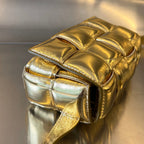 MINI-KASSETTE 18 IN GOLDENES LAMMLEDER