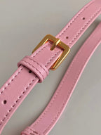 MISS CARO 17 KETTENTASCHE IN HOT PINK LAMMLEDER