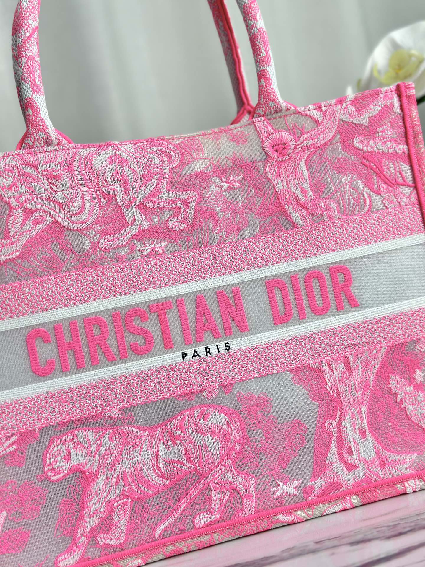 MITTLERE BUCHTASCHE 37 ZUCKERRosa MAKROCANNAGE-STICKEREI