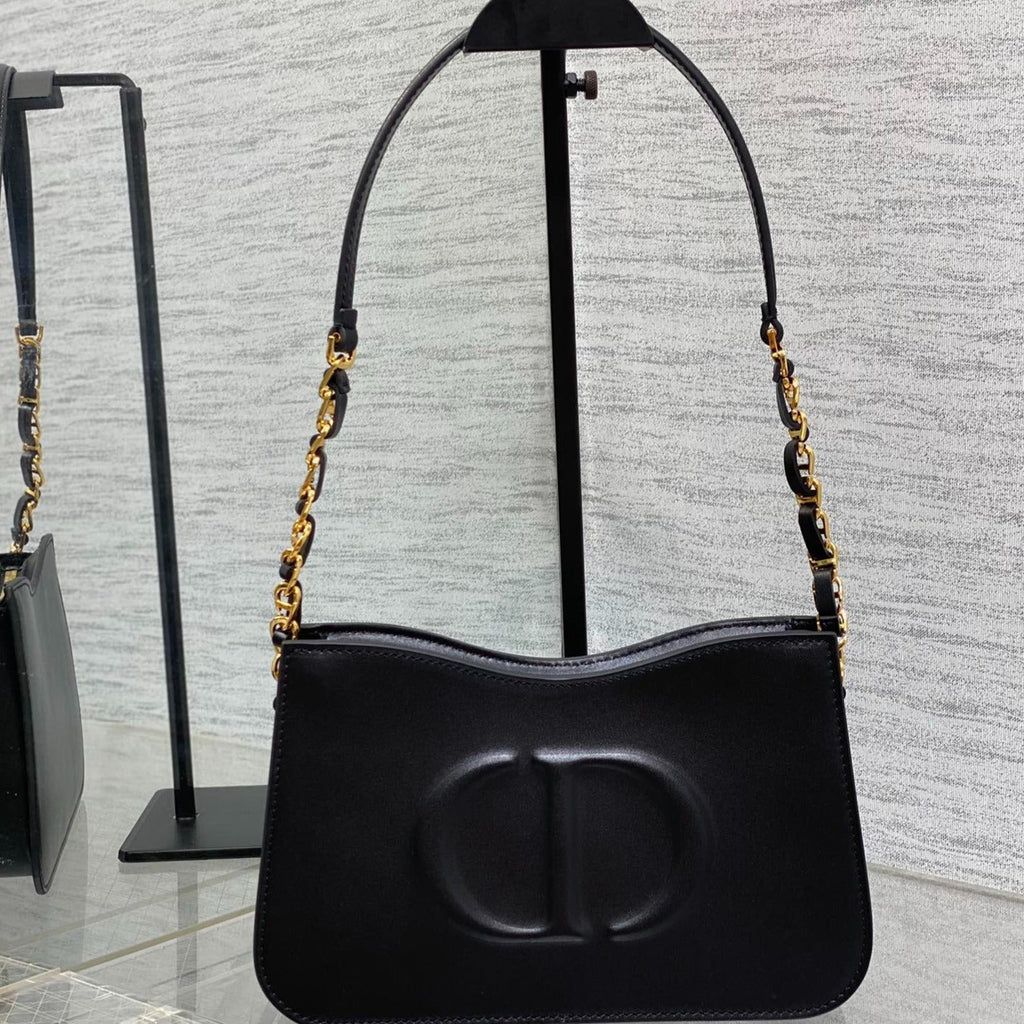 HOBO SIGNATURE 23 TASCHE IN SCHWARZEM LAMMLEDER