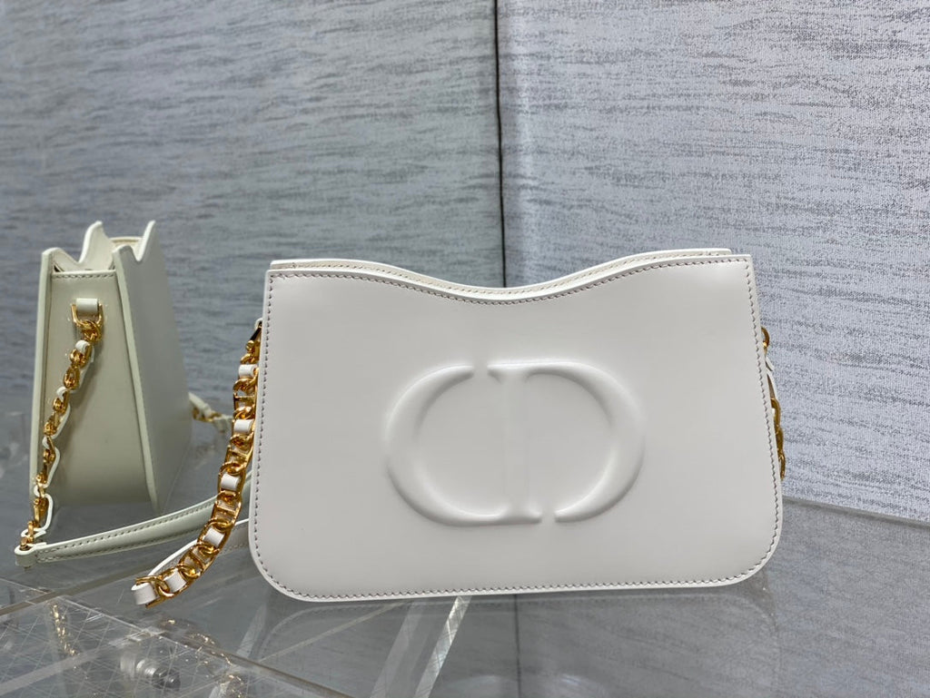 HOBO SIGNATURE 23 TASCHE AUS WEISSEM LAMMLEDER