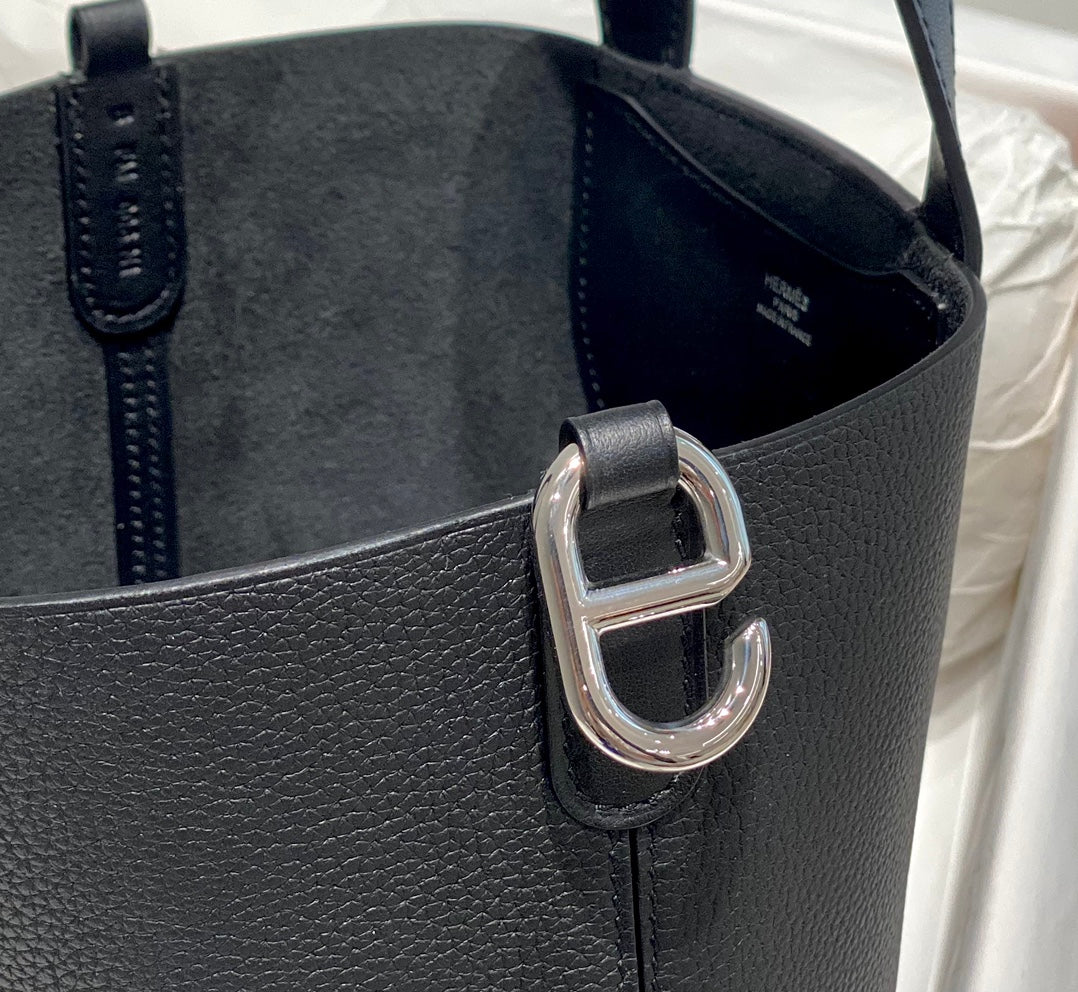 HERMES 25S IN THE LOOP 18 IN BLACK CALFSKIN SILVER HARDWARE