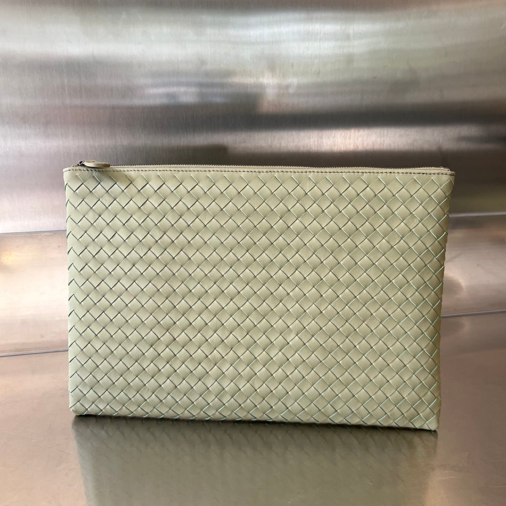 INTRECCIATO 30 AUS HELLGRAUEM LAMMFELL