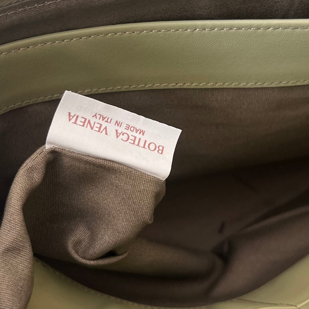 INTRECCIATO 30 AUS HELLGRAUEM LAMMFELL