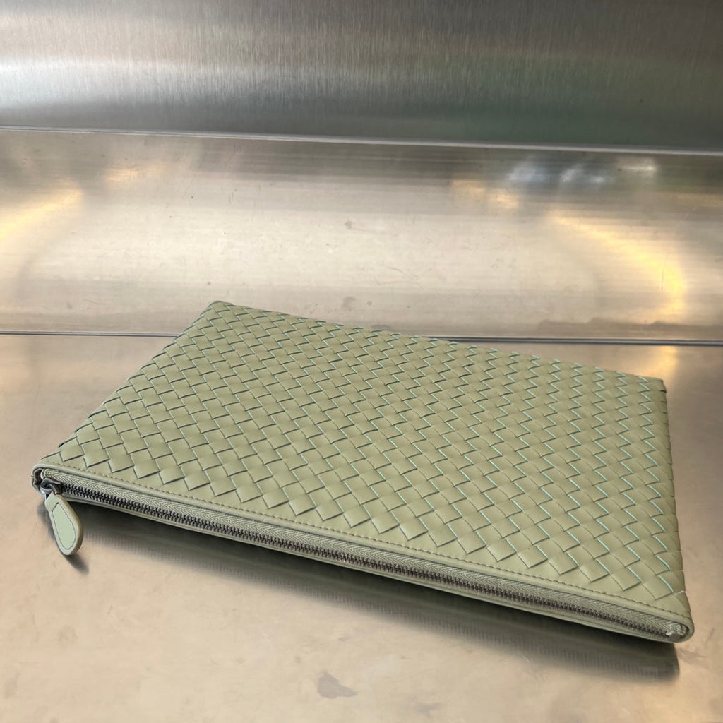 INTRECCIATO 30 AUS HELLGRAUEM LAMMFELL