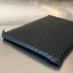 INTRECCIATO 30 AUS SCHWARZEM LAMMFELL