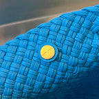 TOSCA 27 Tasche in azurblauem Kalbsleder