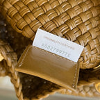 TOSCA 27 Beutel aus Kalbsleder mit Eichel